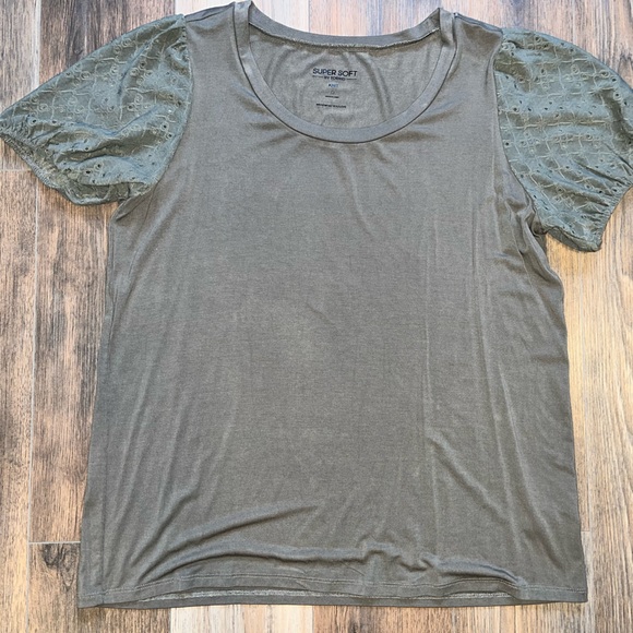 EUC Torrid 0x Supersoft Knit Short Sleeve Top - Picture 1 of 3